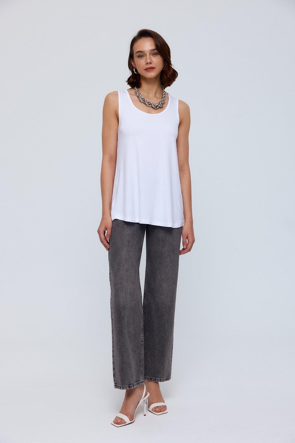 Basic U-Neck White Women's Undershirt