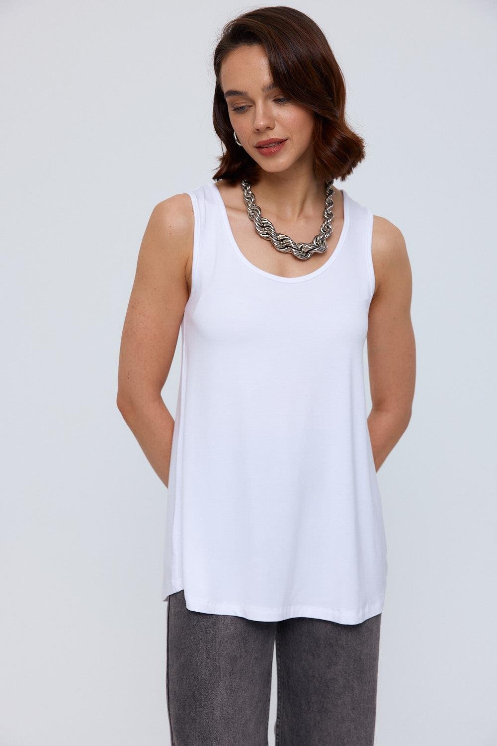 Basic U-Neck White Women's Undershirt