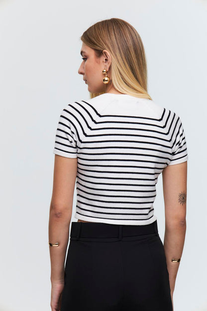 Crew Neck Short Sleeve Knitwear Blouse