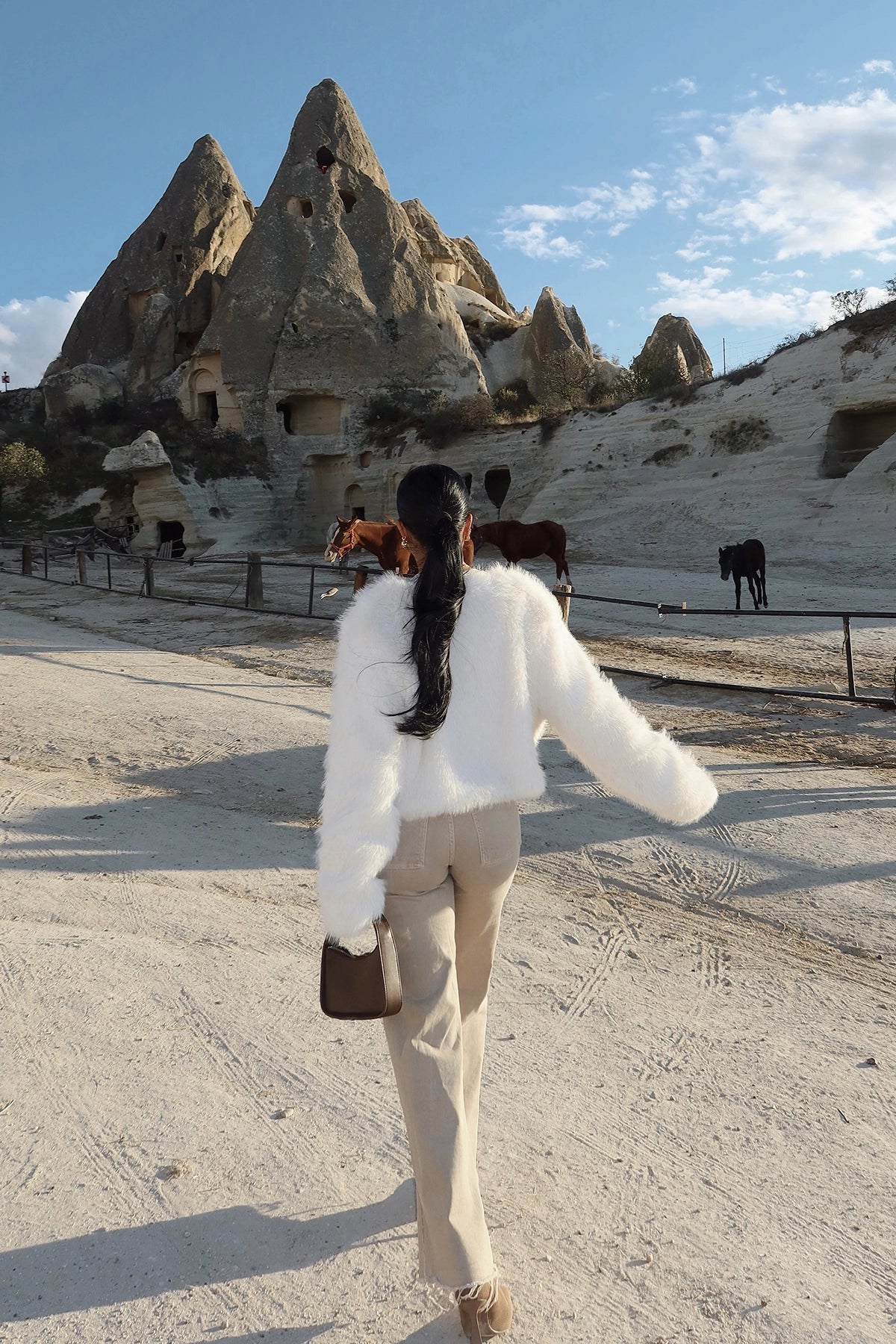 Ecru Short Fur