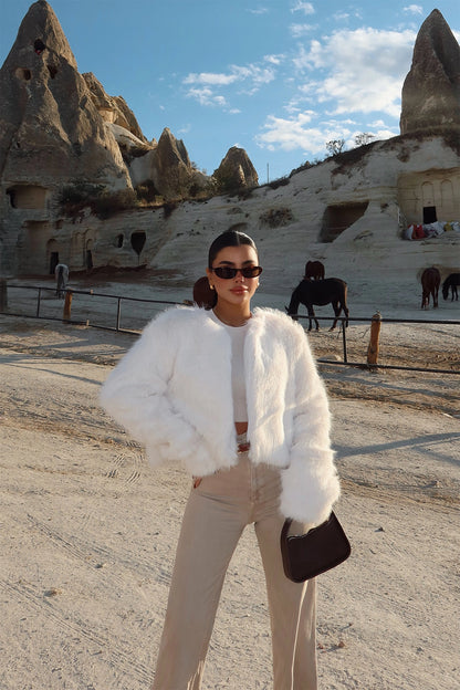 Ecru Short Fur